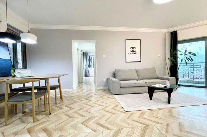 2BR Apartment in Old Xuhui (L2/L11)