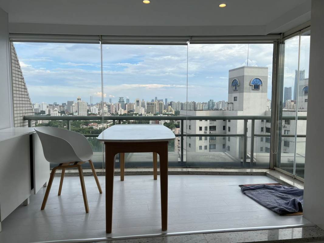 Housing image — Balcony