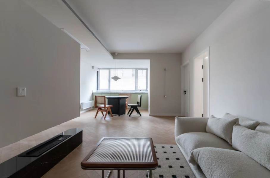 Housing image — Living Room