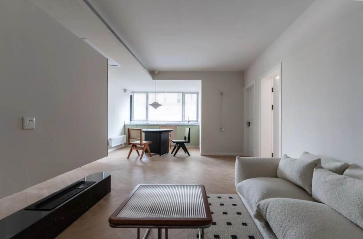 Housing image — Living Room
