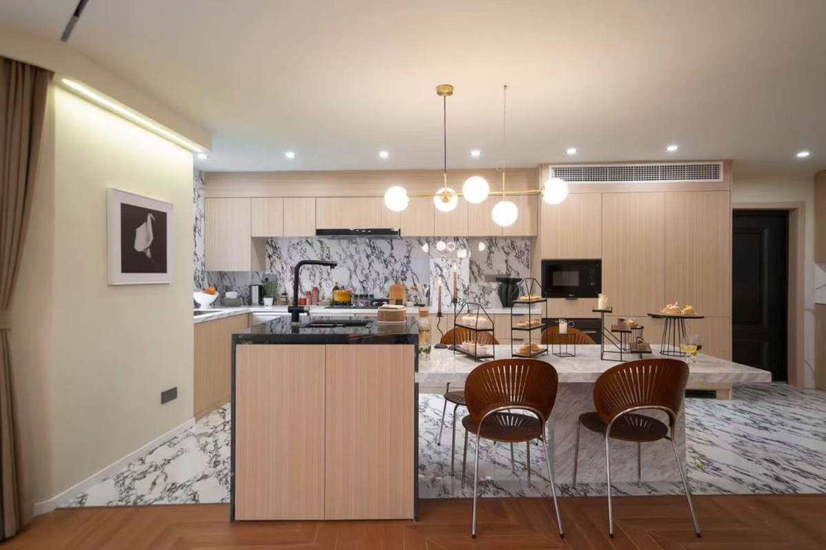 Housing image — Dining Area