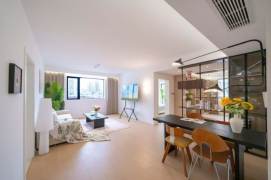 2BR Apartment near Changshou Rd Metro (L7/L13)