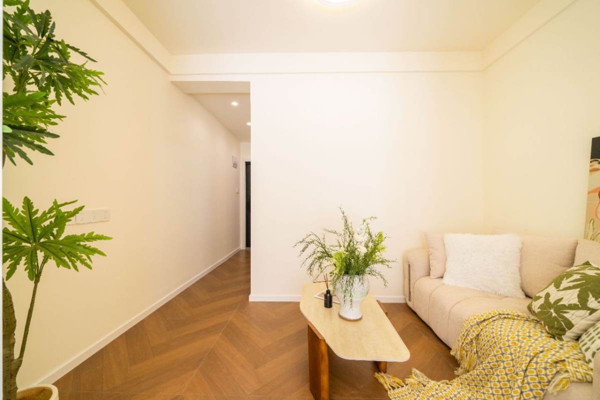 Housing image — Living Room