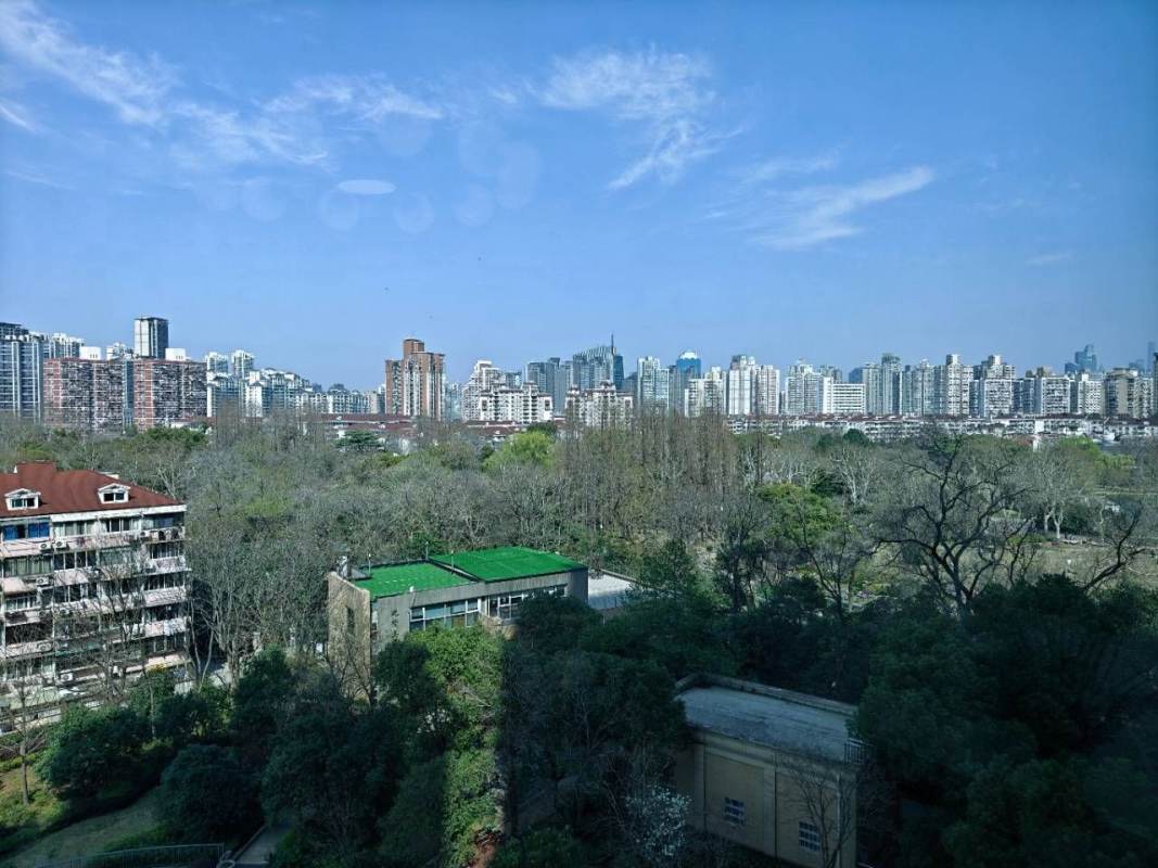 Housing image — View