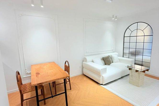 1BR Apartment near Zhongshan Park (L2/L3/L4)