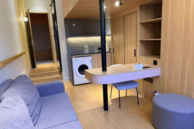 1BR Serviced Apartment near Huangxing Park Metro (L8)