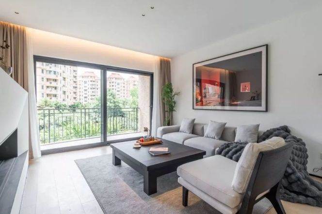 3BR Apartment near Shangcheng Rd Metro