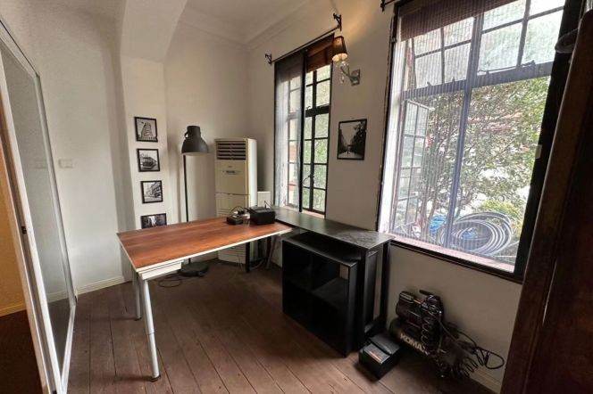 2BR Heritage Apartment near South Shaanxi Rd Metro with Terrace (L1/L10/L12/L13)