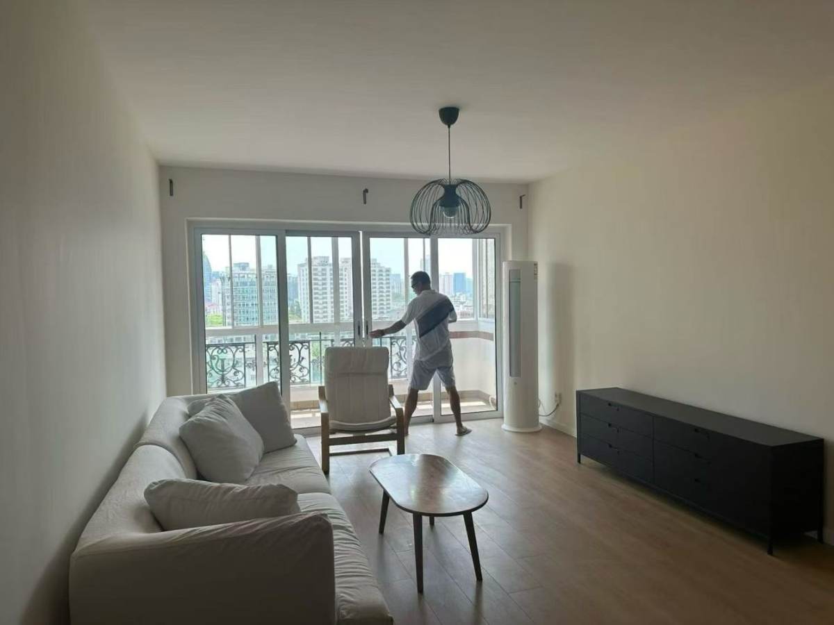 Housing image — Living Room