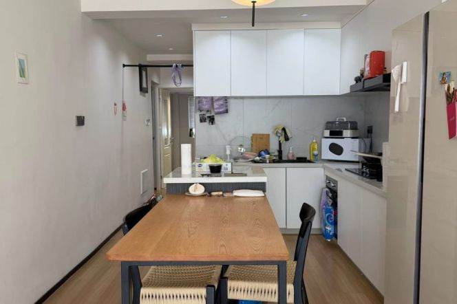 1BR Apartment in Old Xuhui