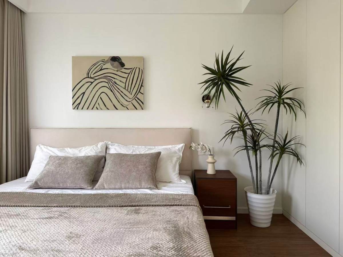 Housing image — Bedroom