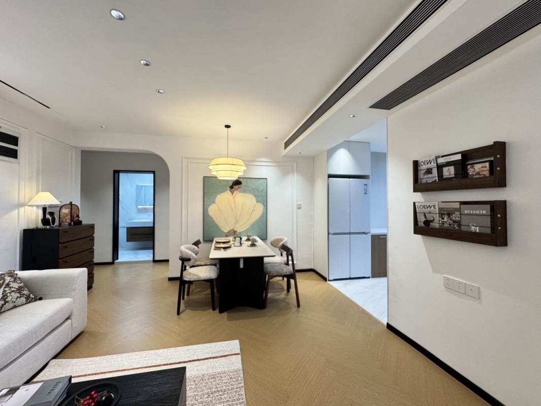 Housing image — Living Room