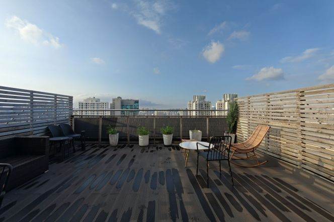 High-Floor 1BR Apartment near Zhongshan Park