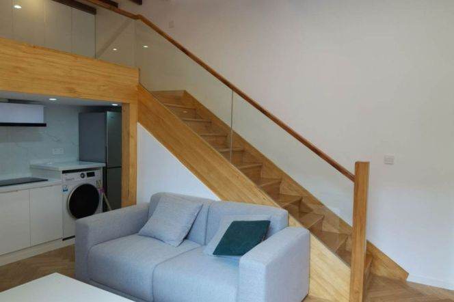 1BR Apartment in Jing'an (L2/L7/L14)