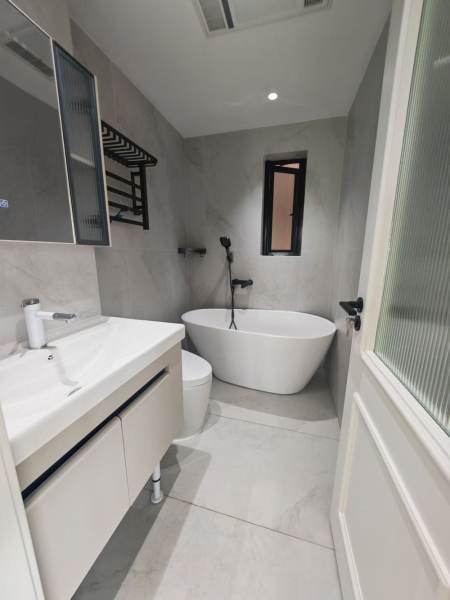 Housing image — Bathroom