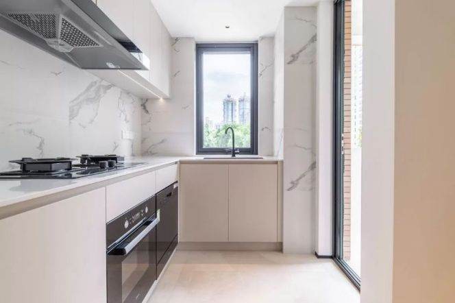 3BR Apartment near Shangcheng Rd Metro