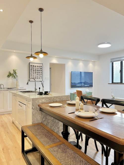 Housing image — Dining Area