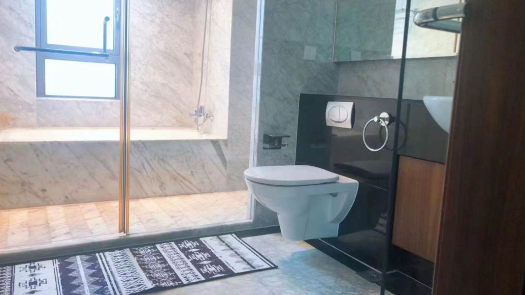 Housing image — Bathroom