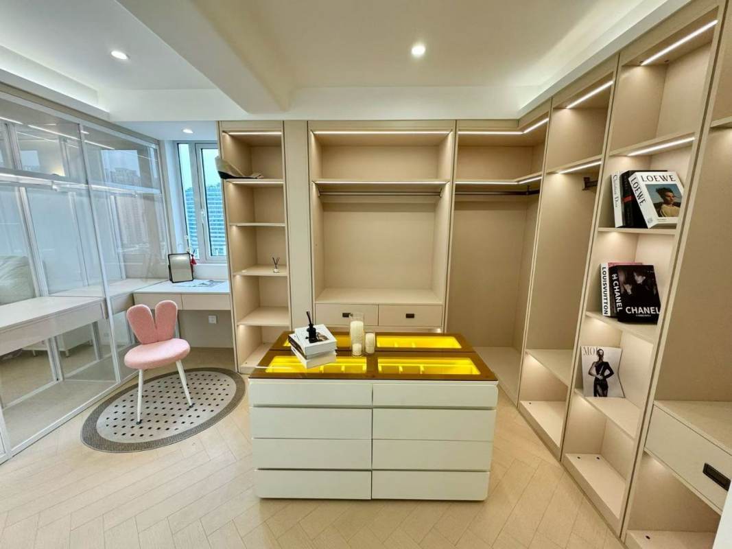 Housing image — Bedroom