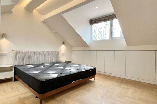 1BR Lane House in Jing'an with Terrace (L7)