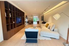 Spacious 2BR Apartment near Jinshajiang Rd Metro