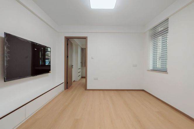2BR Apartment in Old Xuhui with Green View (L1/L7/L9)