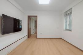 2BR Apartment in Old Xuhui with Green View (L1/L7/L9)
