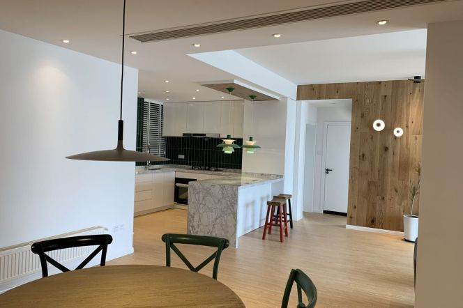 High-Floor 3BR Apartment at Da'an Garden (L13/L14)