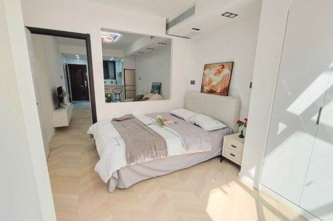 1BR Apartment near Zhongshan Park with Private Garden (L2/L3/L4)