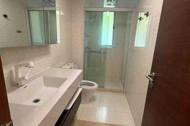 3BR Apartment near Yishan Rd Metro (L15)