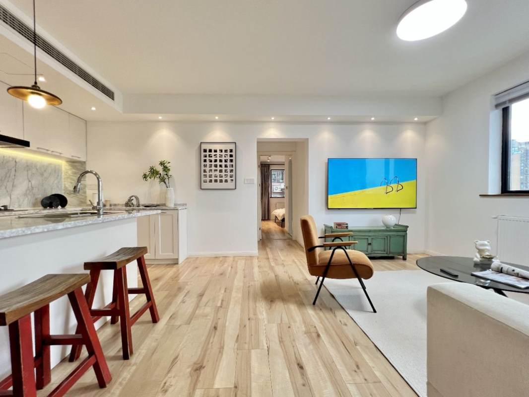 Housing image — Living Room