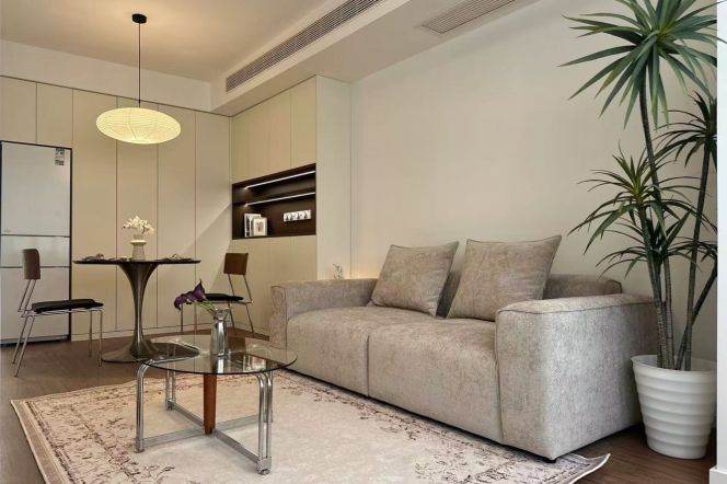 1BR Apartment in Jing'an