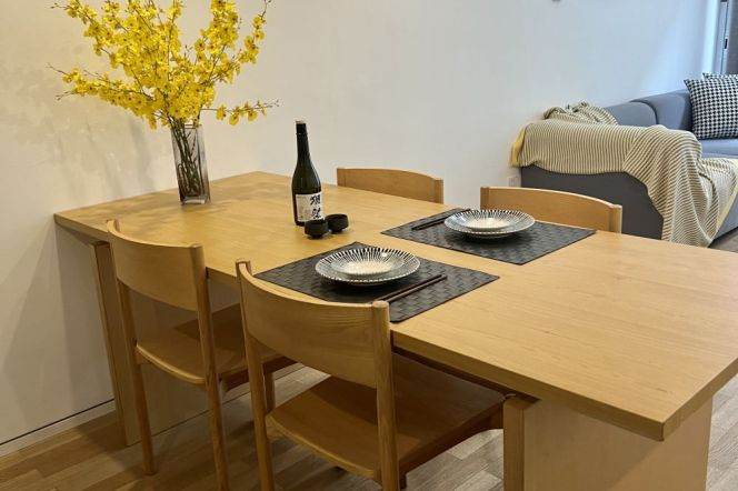 Spacious 1BR Serviced Apartment near Yishan Rd Metro