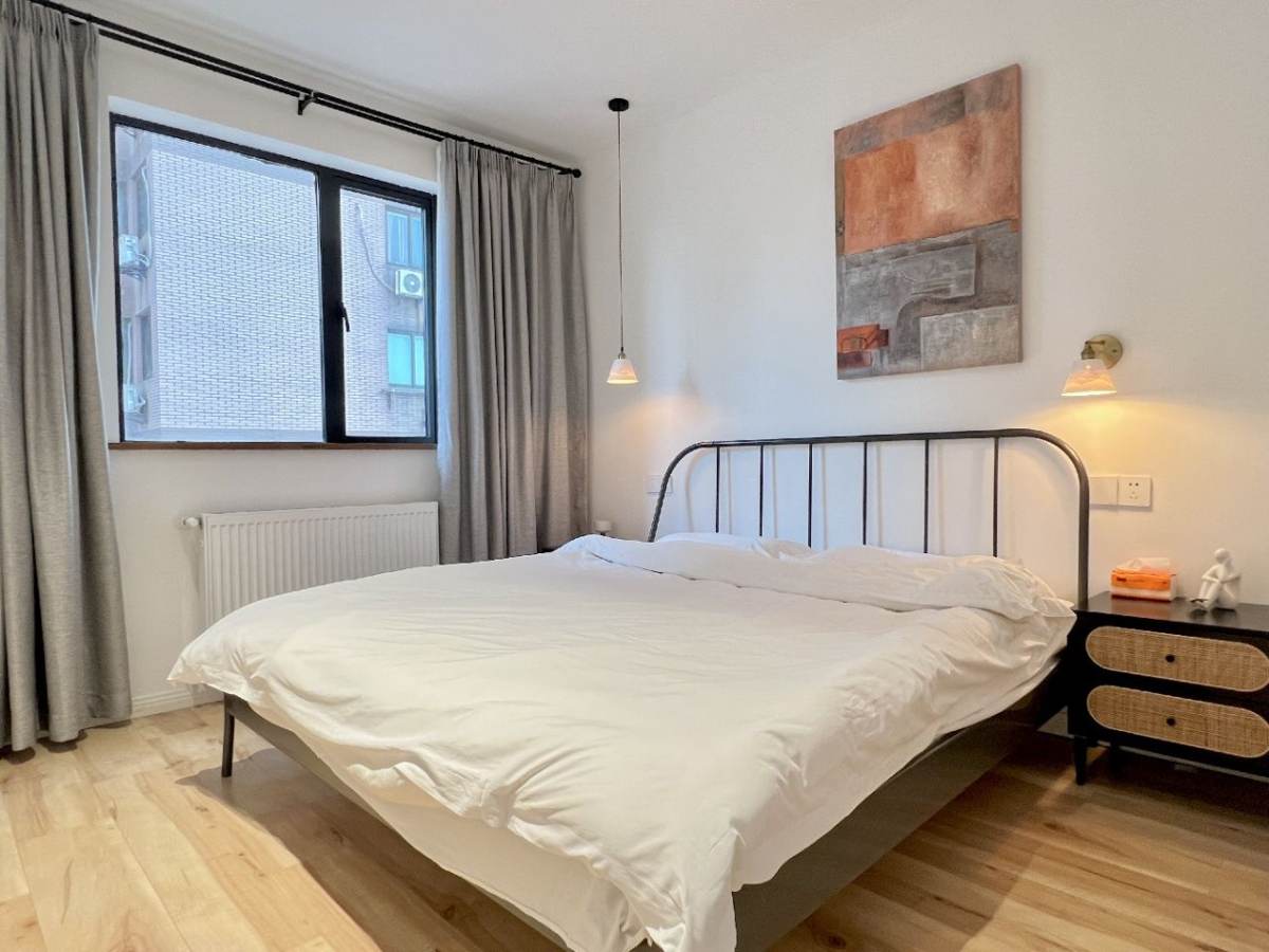 Housing image — Bedroom