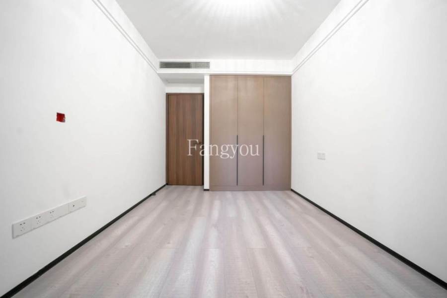 Housing image — Bedroom