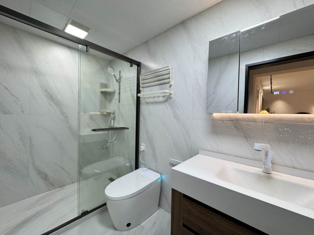 Housing image — Bathroom