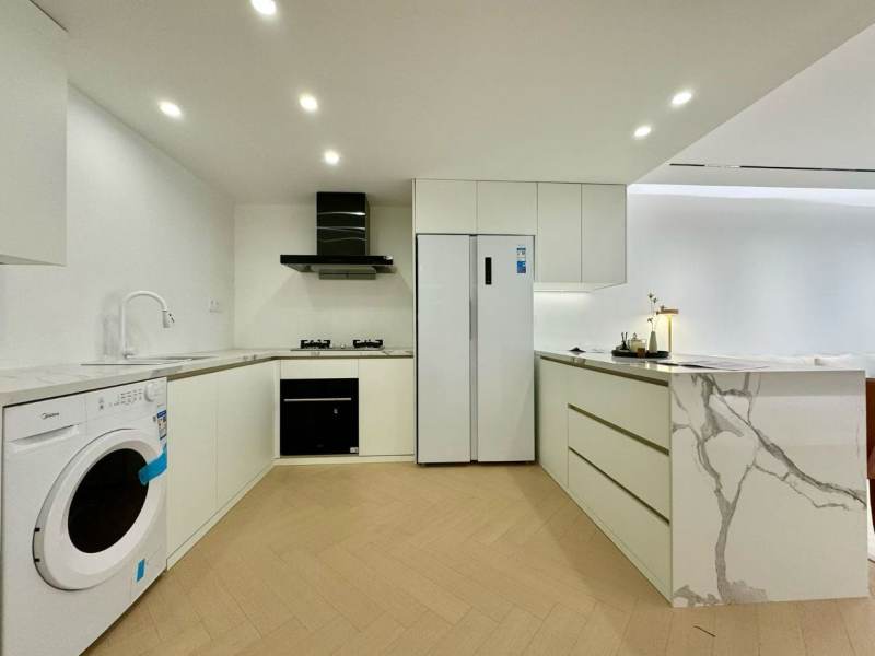 Housing image — Kitchen