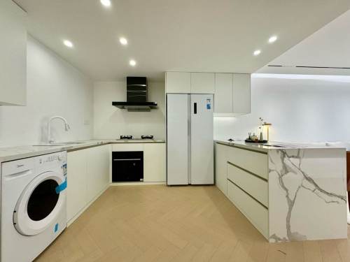 Housing image — Kitchen