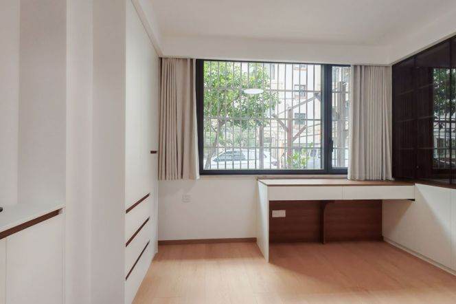 2BR Apartment in Old Xuhui with Green View (L1/L7/L9)