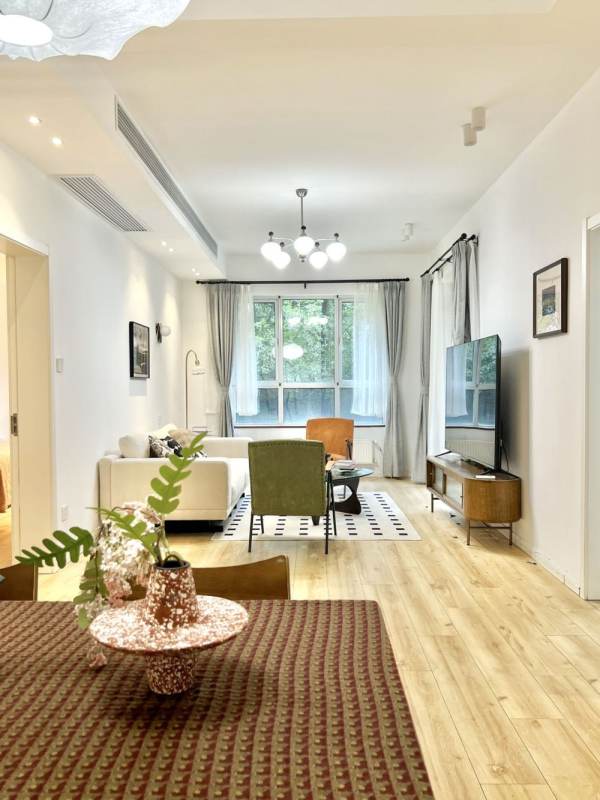 Housing image — Living Room