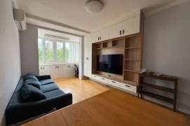 1BR Apartment in Xujiahui (L10/L11)