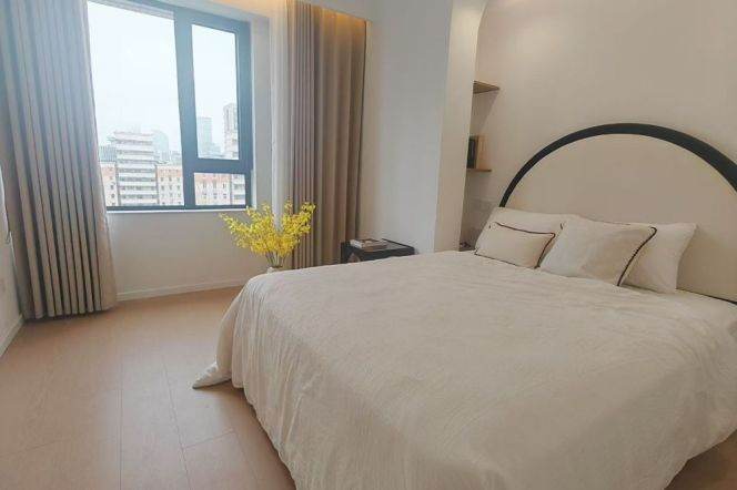 Spacious 2BR Apartment near Shanghai Railway Station Metro (L13)