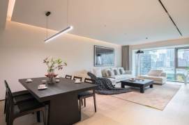 Spacious 3BR Apartment near Shangcheng Rd Metro with River View