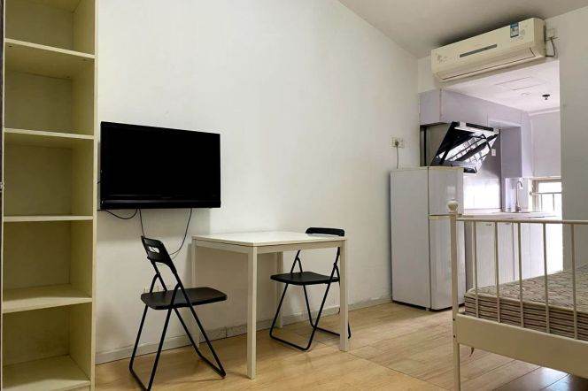 1BR Apartment near Zhongshan Park (L2/L3/L4)