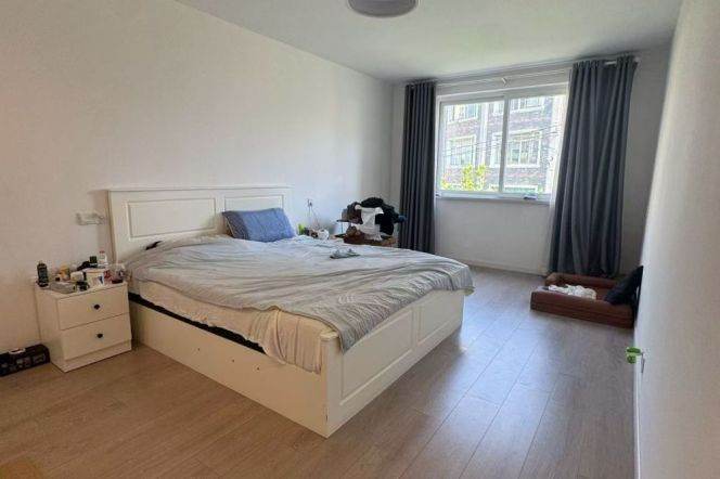Spacious 2BR Apartment near Shankang Li