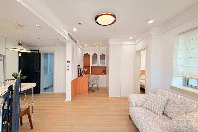High-Floor 1BR Apartment near Pudong Avenue Metro (L4/L14)