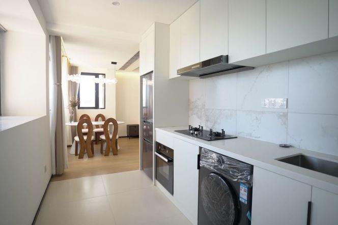 High-Floor 1BR Apartment in Laoximen (L8/L9)