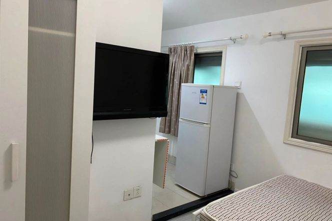 1BR Apartment near Zhongshan Park (L2/L3/L4)