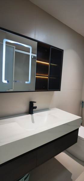 Housing image — Bathroom