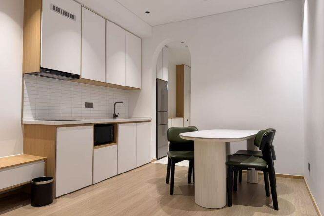 1BR Serviced Apartment near Xinjiangwancheng Metro